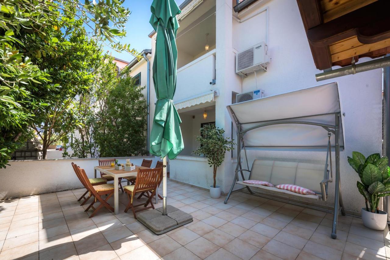 Apartman Karla Mara Ana Ivan & Jo Srima Exterior photo
